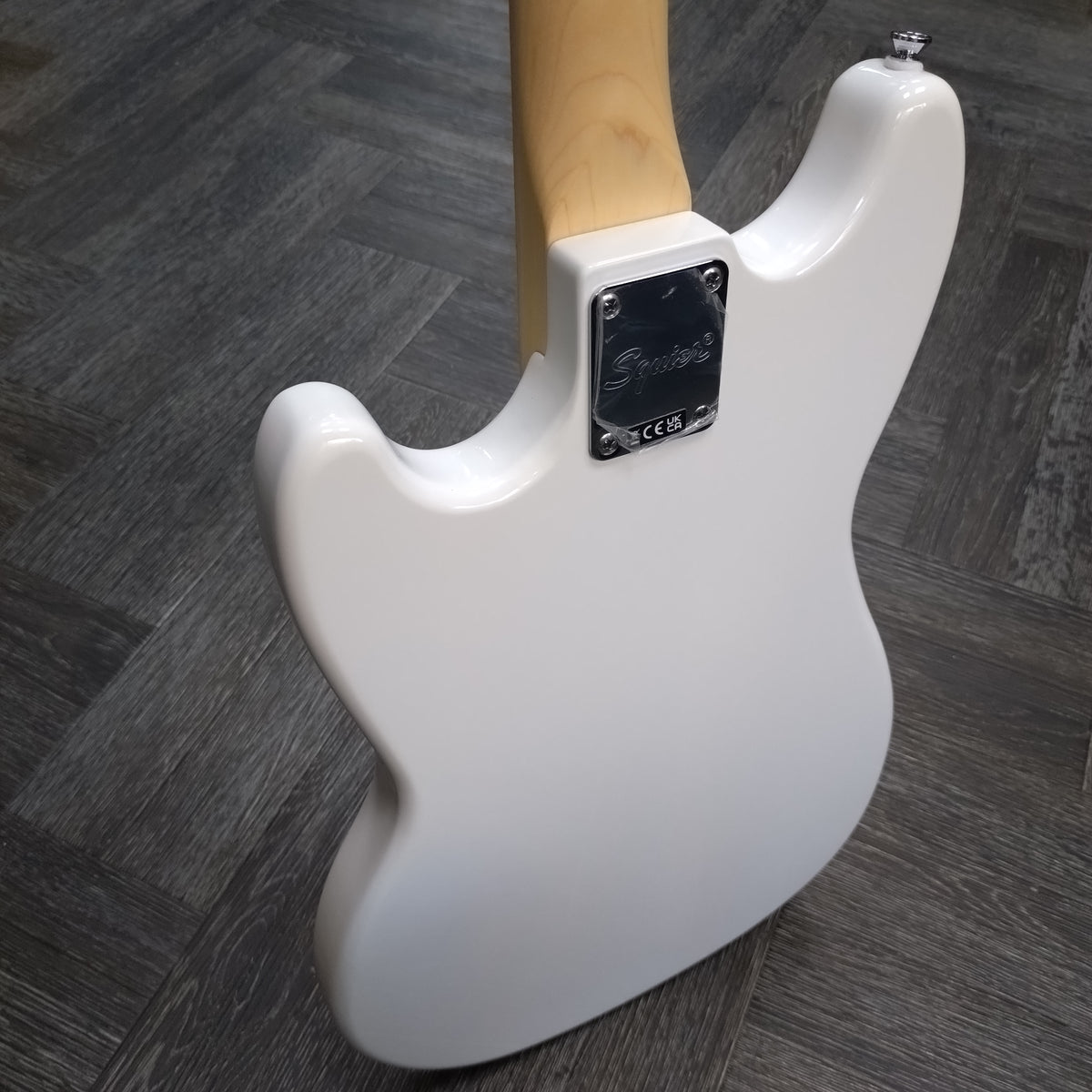 Squier Sonic Bronco Bass ~ Arctic White [2024]