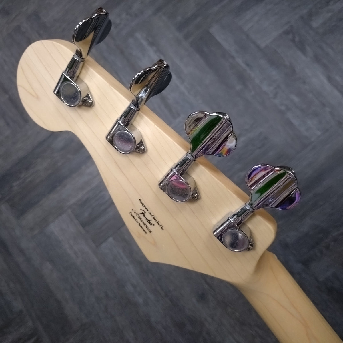 Squier Sonic Bronco Bass ~ Arctic White [2024]