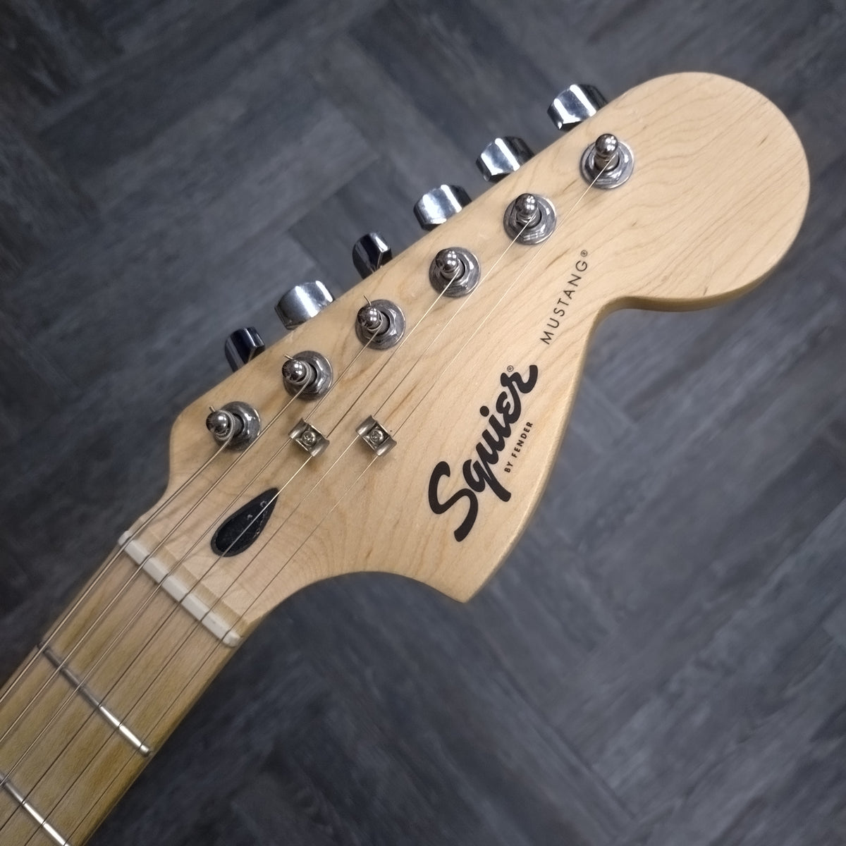 Squier Sonic Mustang ~ 2 Color Sunburst [2024]