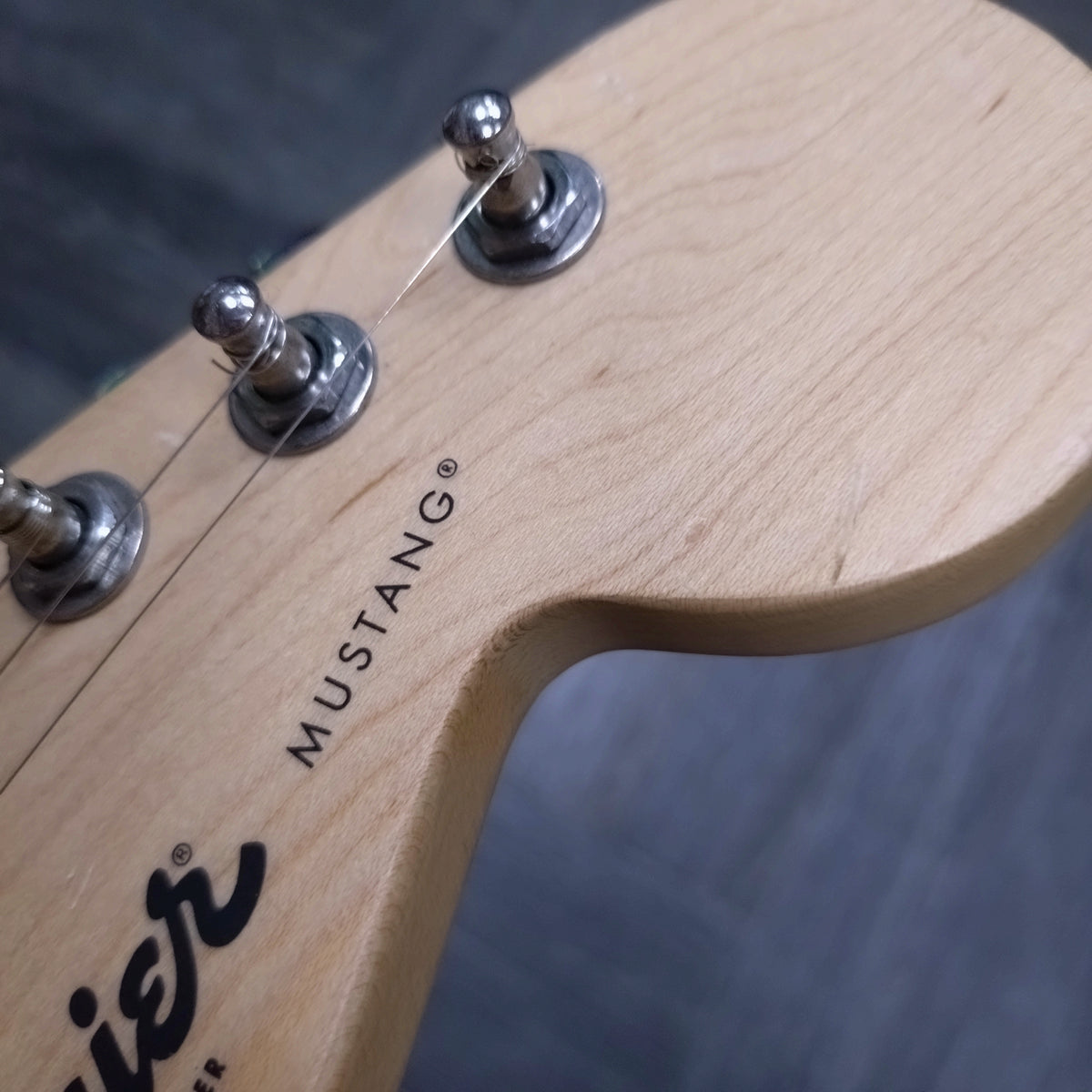 Squier Sonic Mustang ~ 2 Color Sunburst [2024]