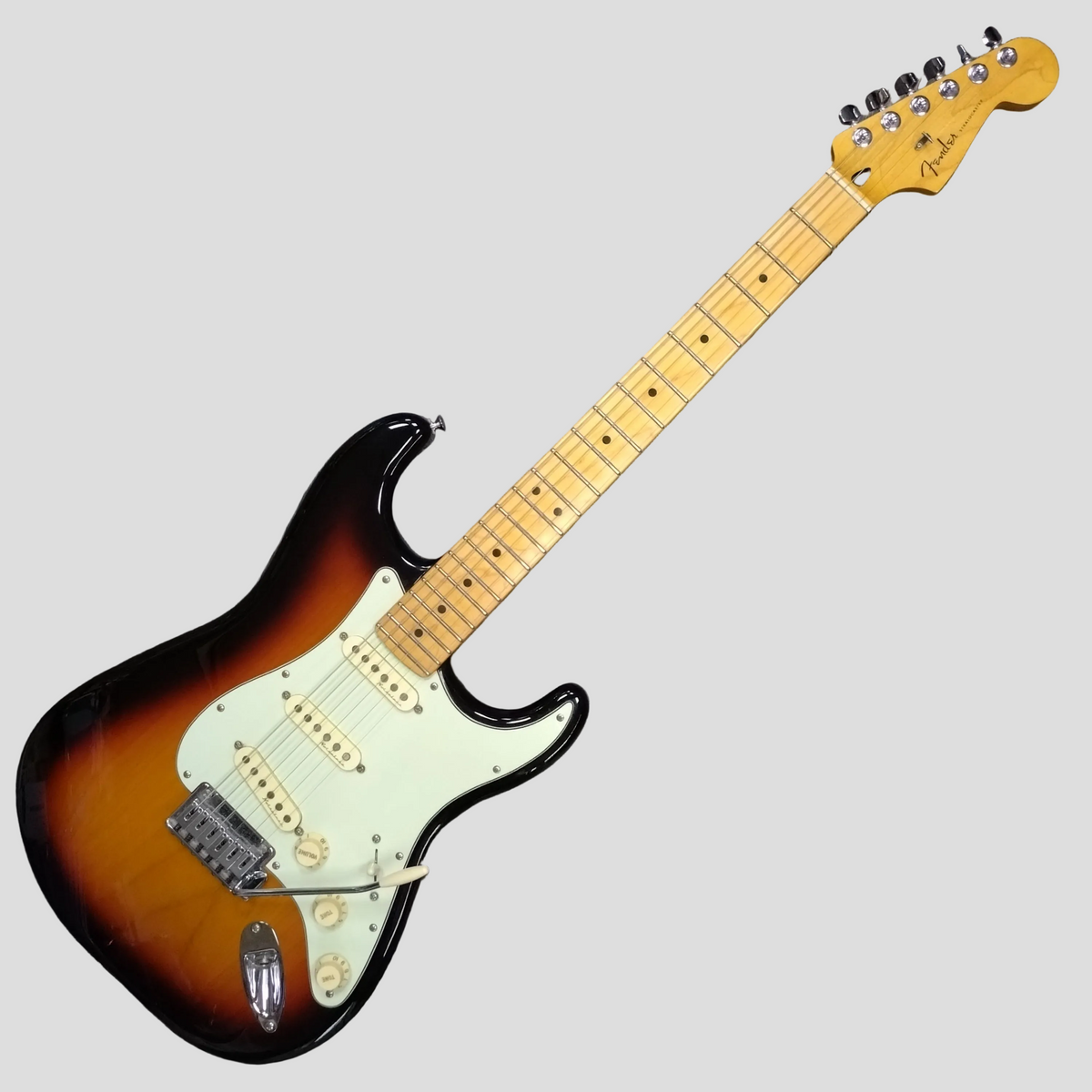 Fender Player Plus Stratocaster ~ 3-Tone Sunburst [2021]