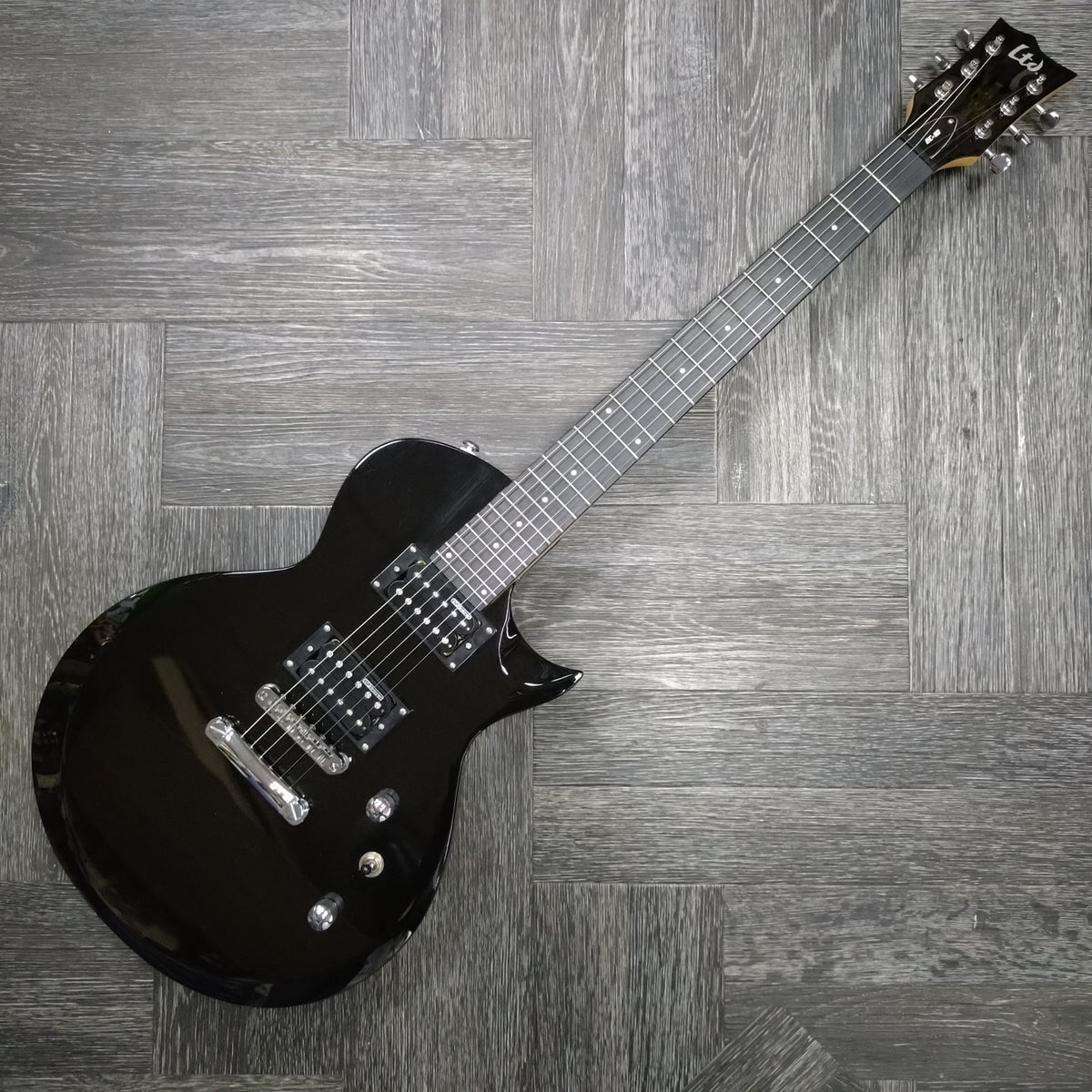ESP LTD EC-20 ~ Black [2022]