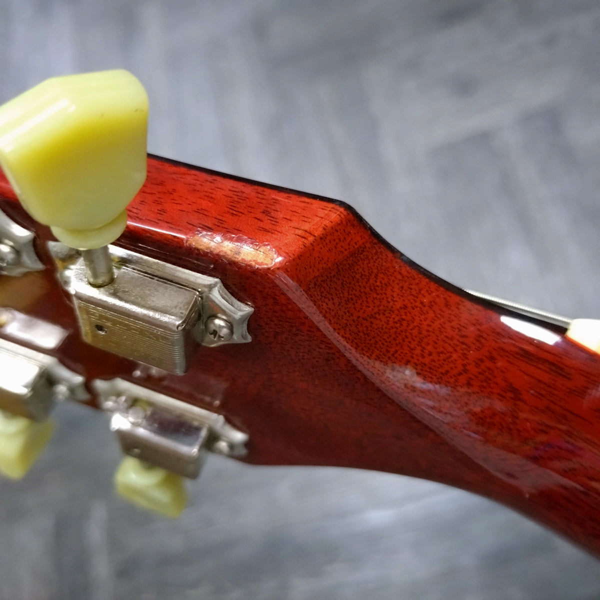 Gibson Les Paul Standard ~ Heritage Cherry Sunburst [2005]