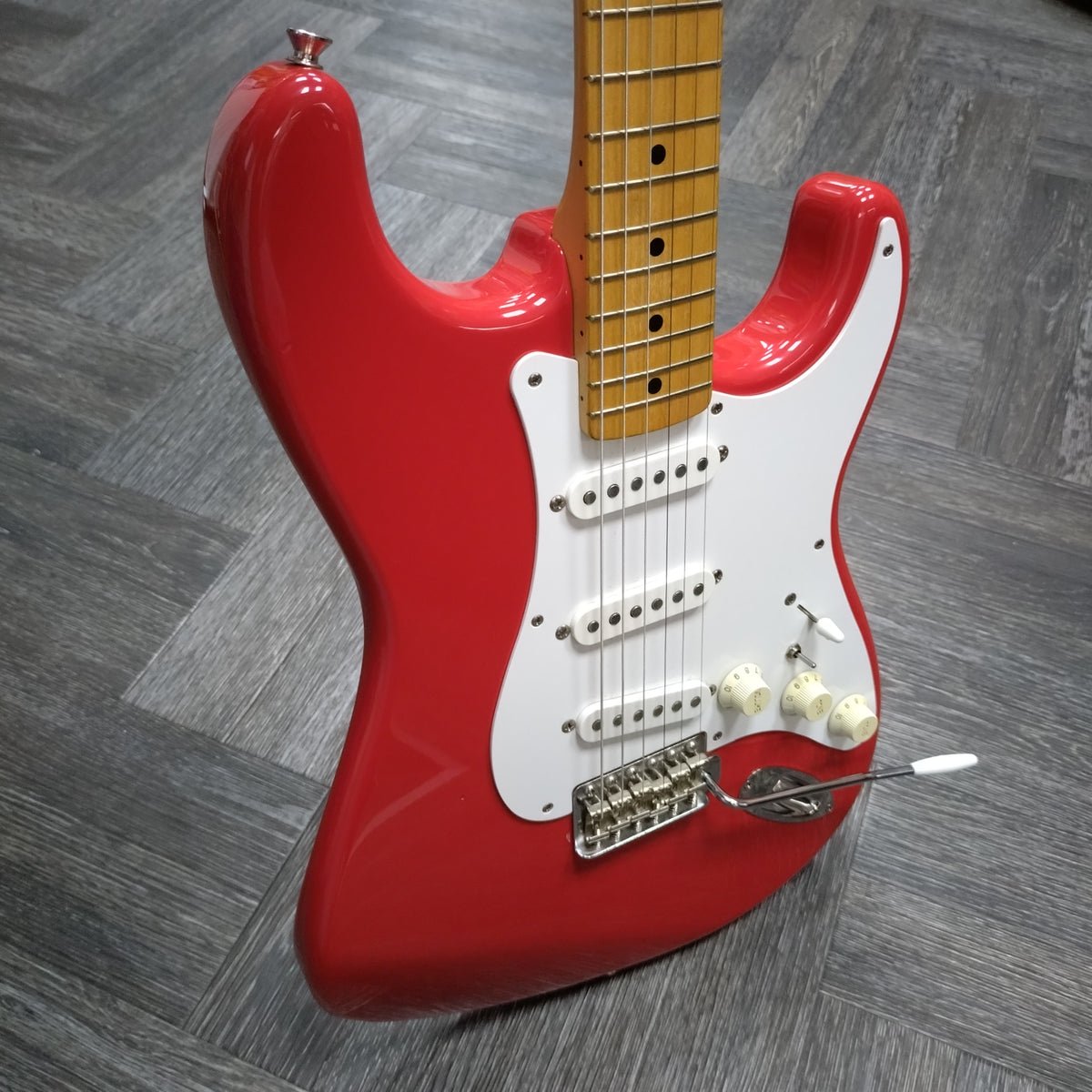 Fernandes "The Revival" RST-50 ~ Dakota Red [1985]