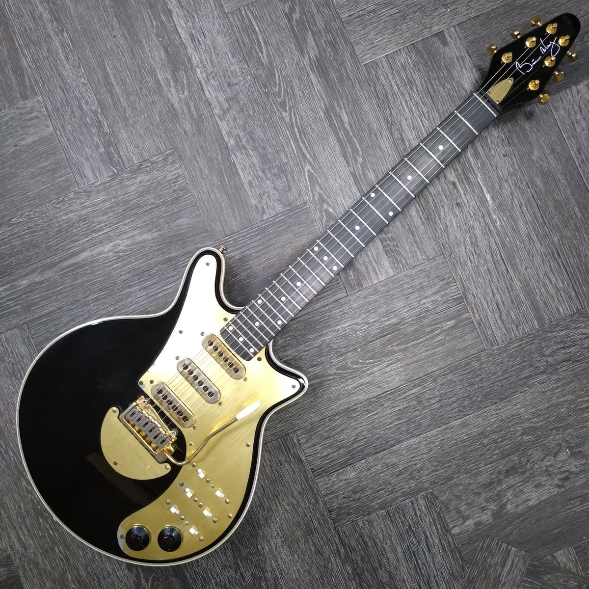 Brian May Special ~ Ltd Edition Black 'n' Gold [2018]