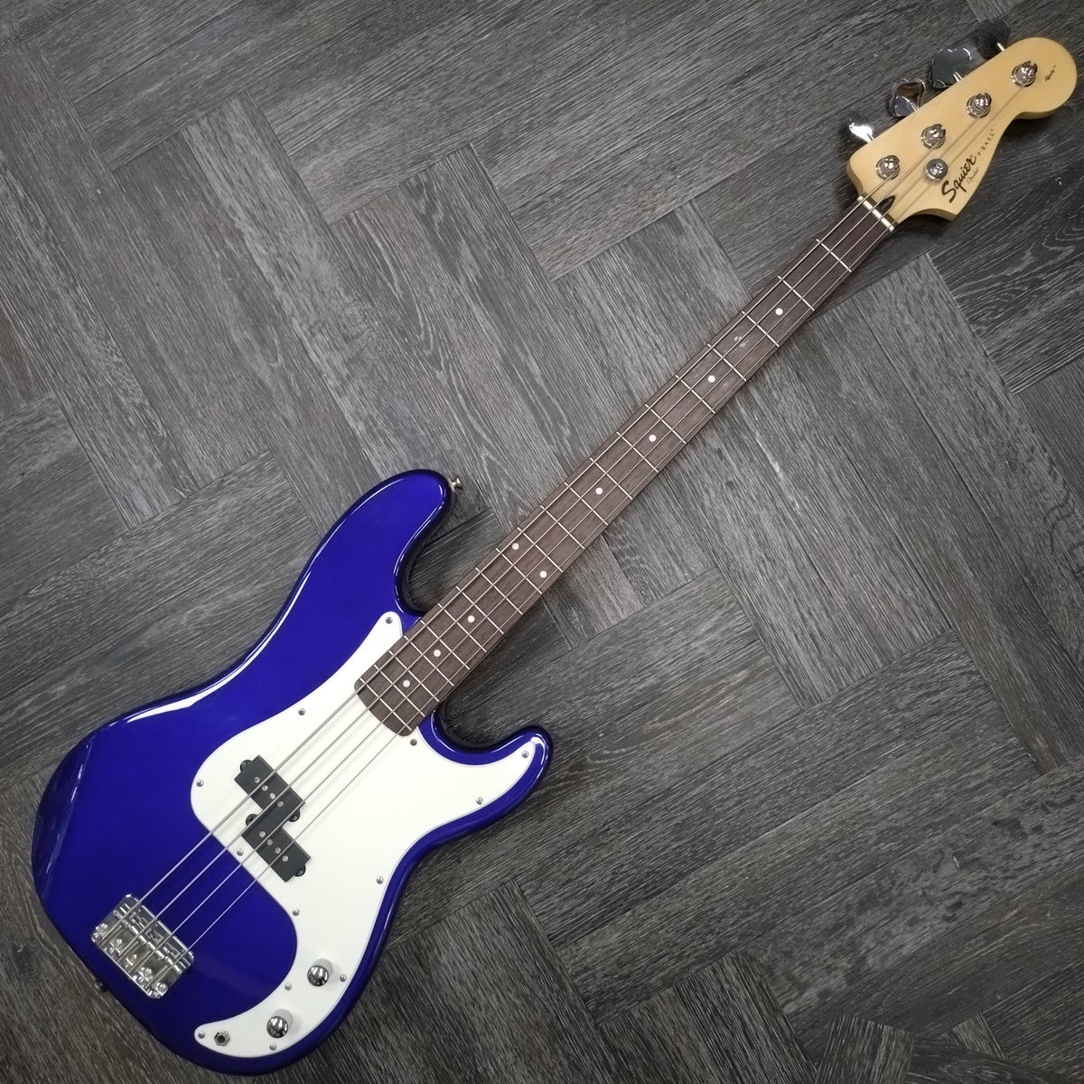Squier Affinity P-Bass ~ Metallic Blue [2007]