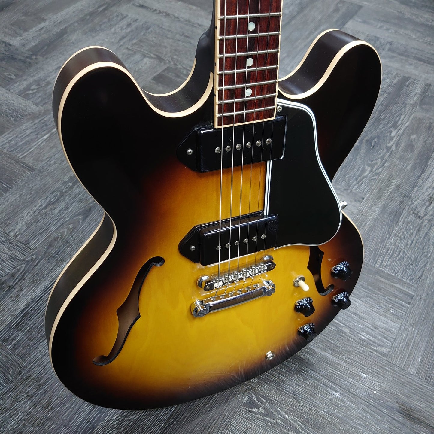 Gibson Custom Shop ES-335 P90 ~ Vintage Sunburst [2012]