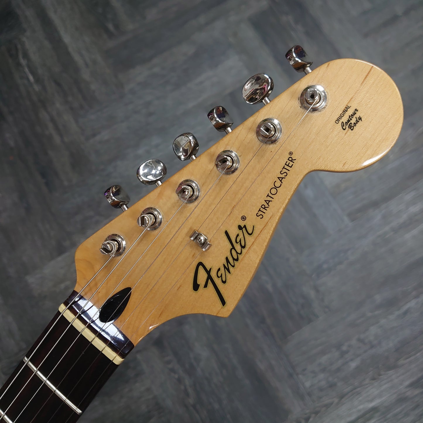 Fender Standard Stratocaster RW ~ 3-Tone Sunburst [2014]