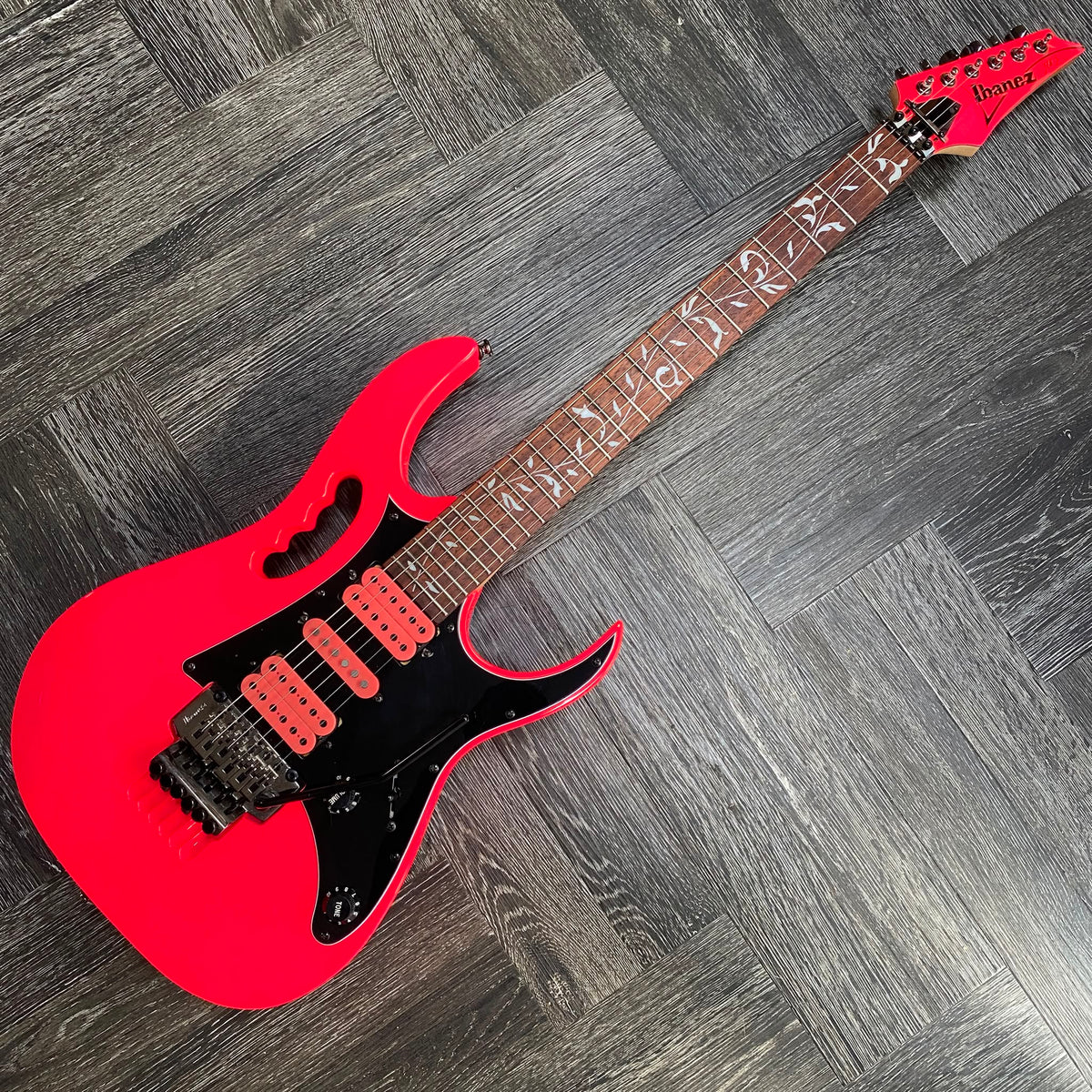 Ibanez JEM Jr Steve Vai ~ Pink [2025]